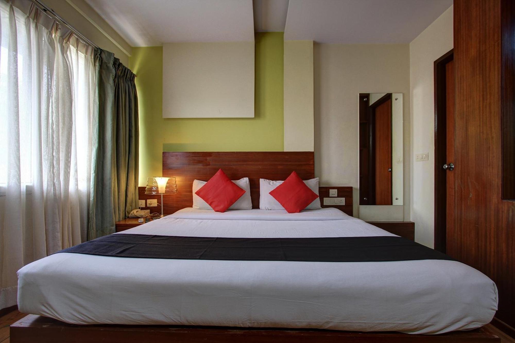 Townhouse Jp Residency Near Delhi Airport Hotel New Delhi Ngoại thất bức ảnh